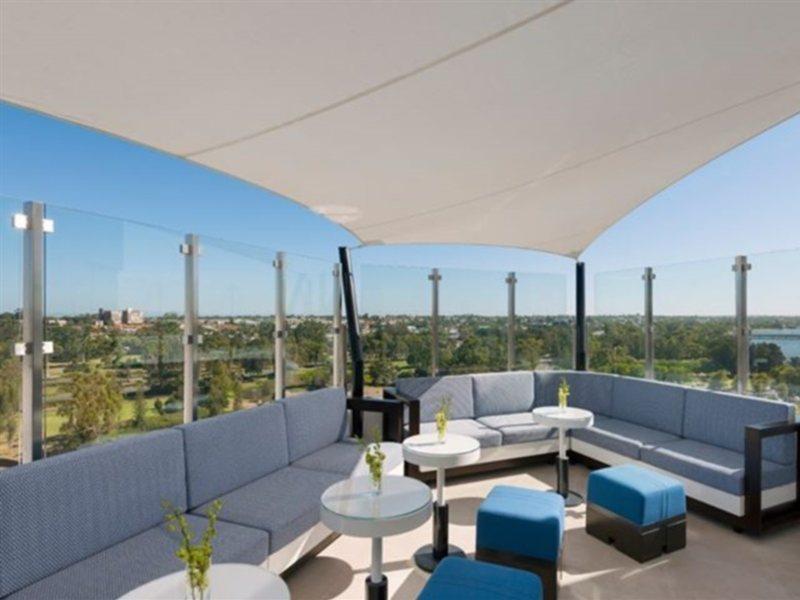 Hotel Crown Metropol Perth Exteriér fotografie The Terrace at the Crowne Plaza Hotel, Parramatta