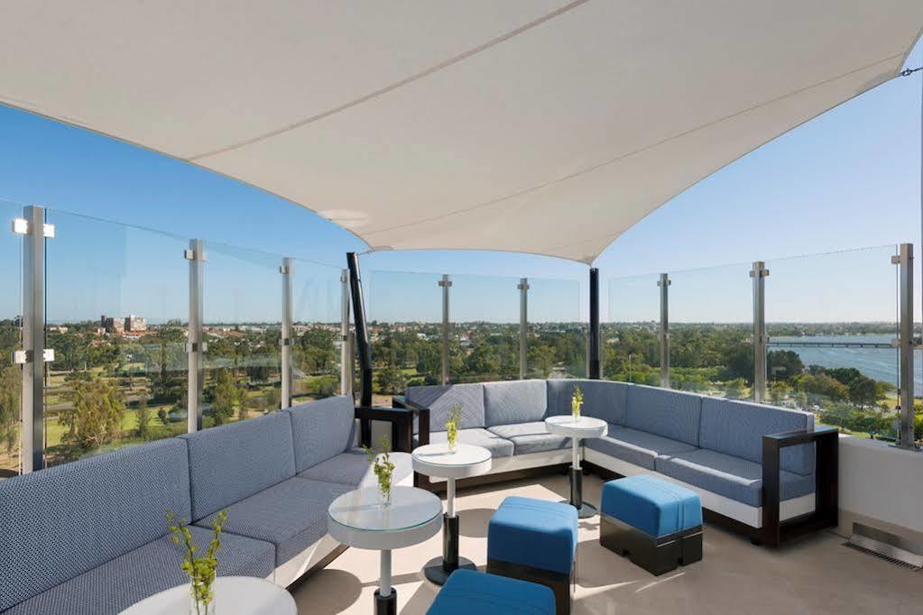 Hotel Crown Metropol Perth Exteriér fotografie The Terrace